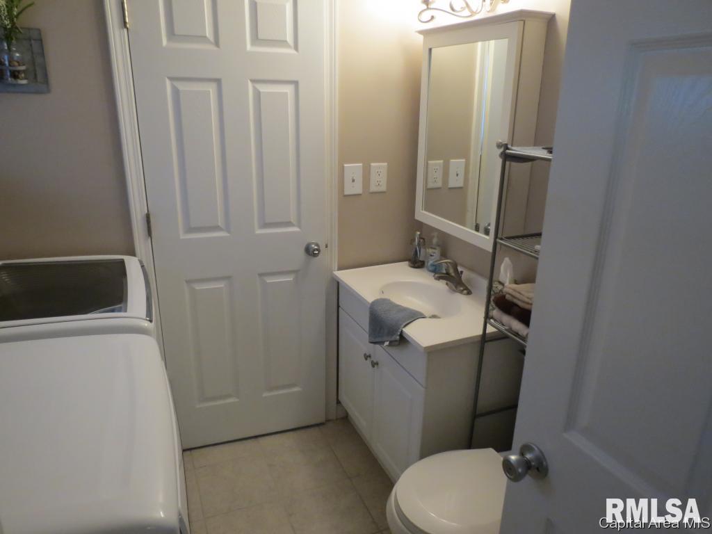54 Bonnie Brook Road Chatham, IL 62629 - Photo 17 of 34 Gallery Image 17