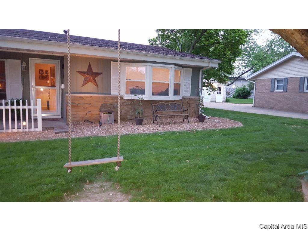 54 Bonnie Brook Road Chatham, IL 62629 - Photo 4 of 34 Gallery Image 4