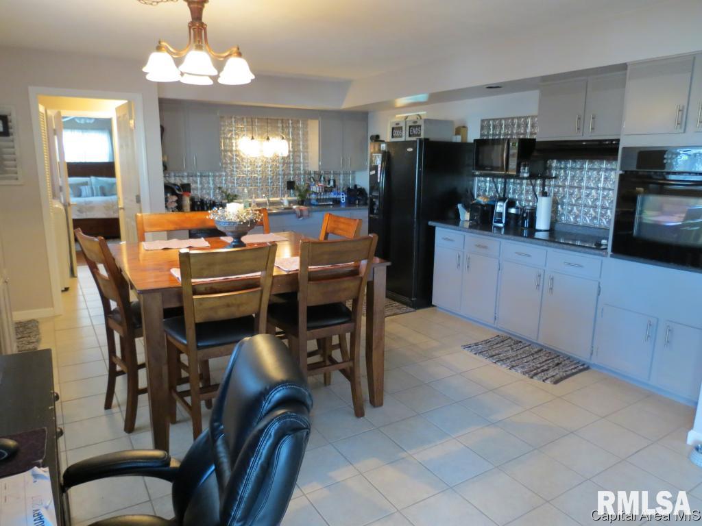 54 Bonnie Brook Road Chatham, IL 62629 - Photo 8 of 34 Gallery Image 8