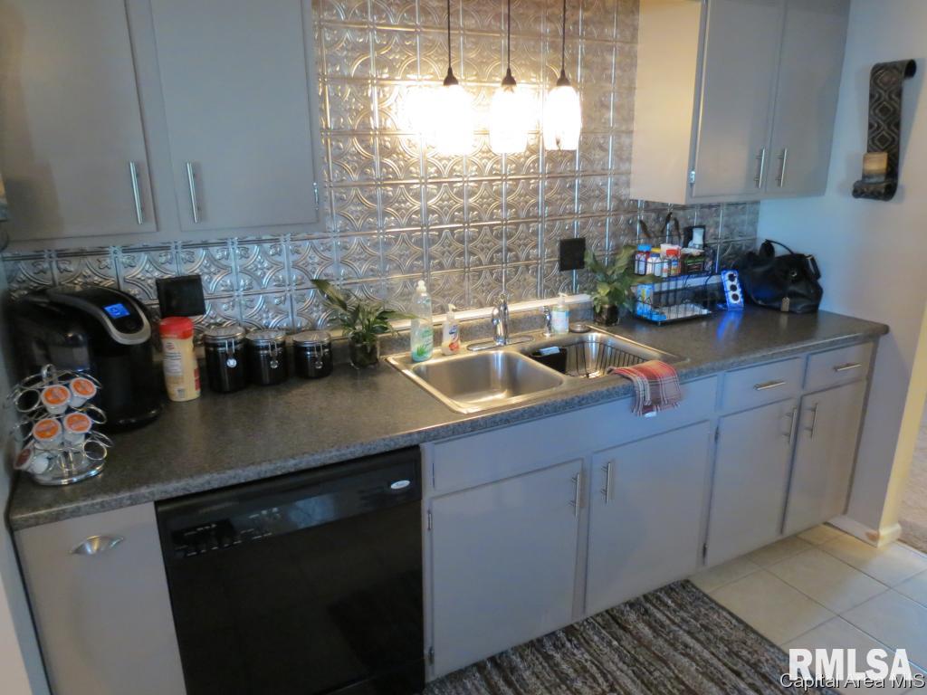 54 Bonnie Brook Road Chatham, IL 62629 - Photo 10 of 34 Gallery Image 10