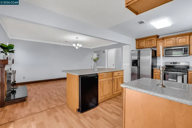 $499,000 | 79 Chipman Lane, Suisun City, CA 94585