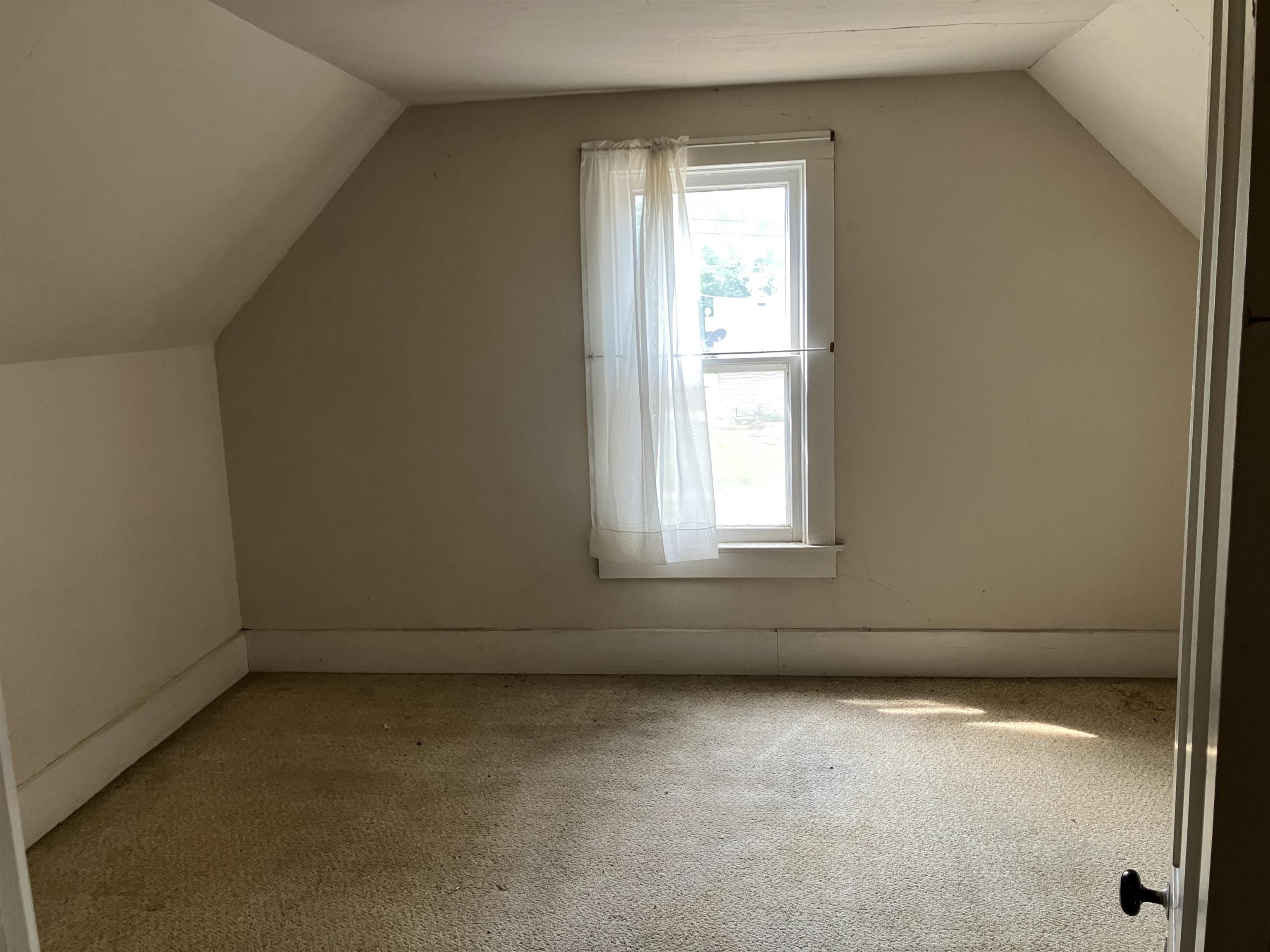 809 Ware Street Waupaca, WI 54981 - Photo 15 of 19