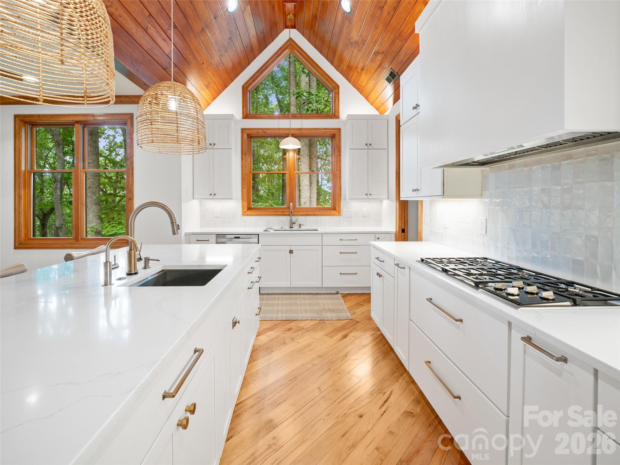 71 Chestnut Hill Road Spruce Pine, NC 28777 - Photo 13 of 39