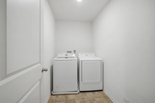 $345,000 | 1145 Amber Drive, Cary, IL 60013