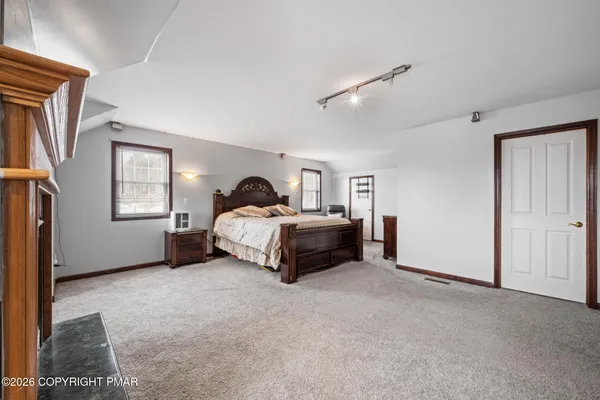 $795,000 | 137 Old Kettle Court, Stroudsburg, PA 18360