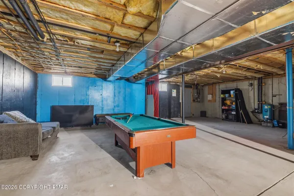 $795,000 | 137 Old Kettle Court, Stroudsburg, PA 18360