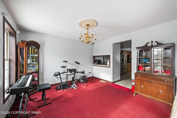 $795,000 | 137 Old Kettle Court, Stroudsburg, PA 18360