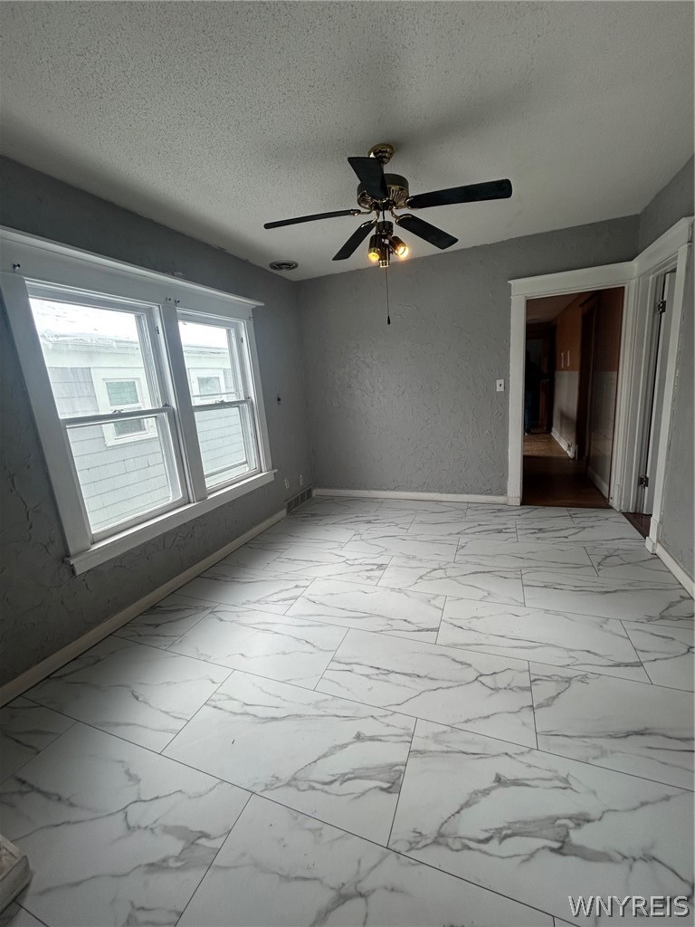 34 Sandrock Road Buffalo, NY 14207 - Photo 4 of 12