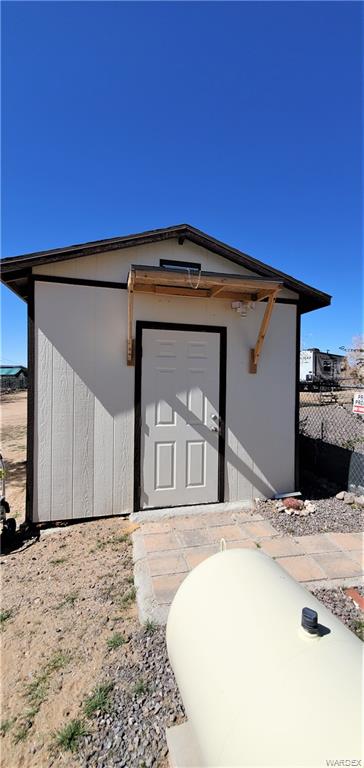 407 South Houck Road Golden Valley, AZ 86413 - Photo 18 of 65