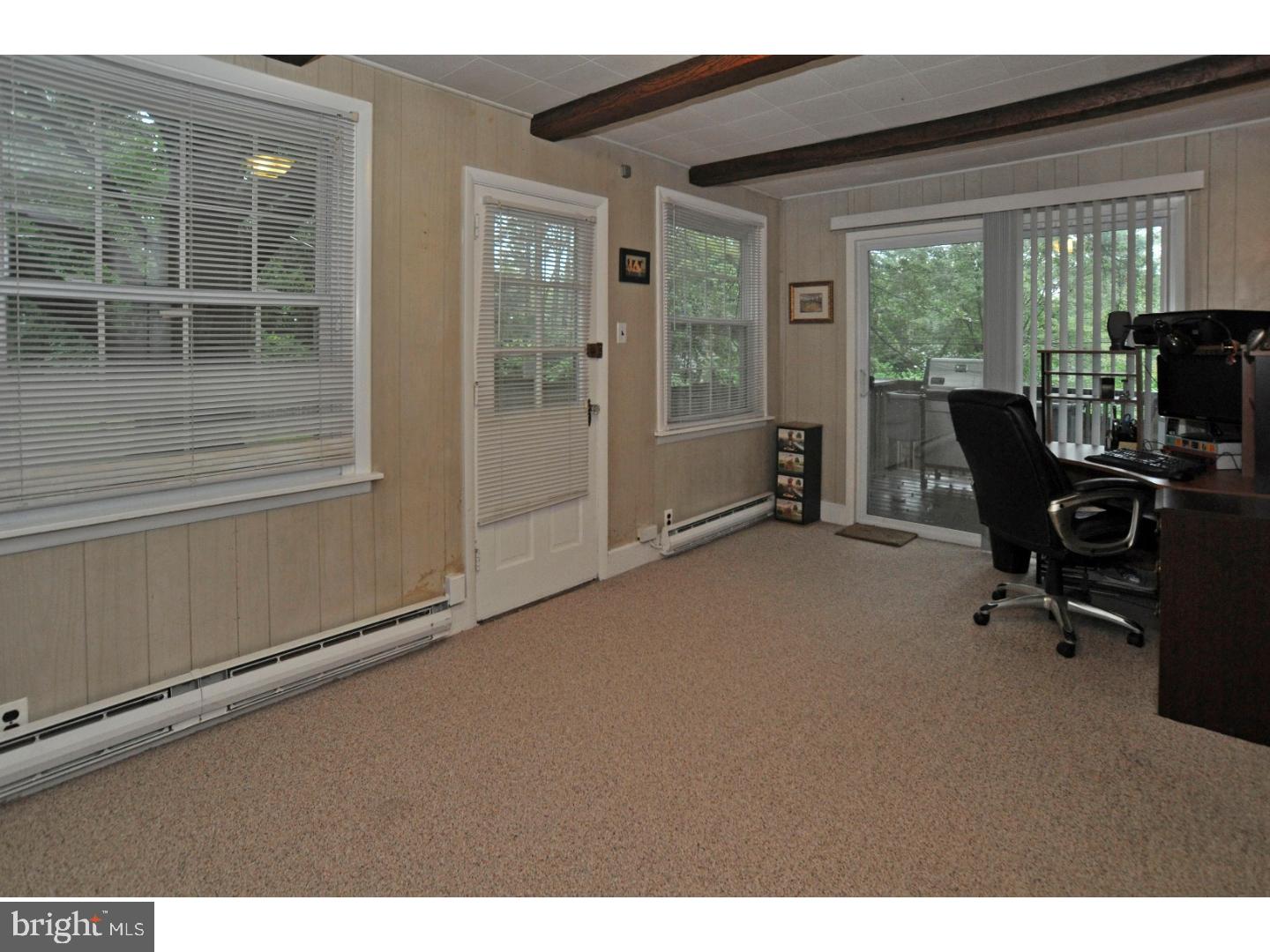 624 Lindley Road Glenside, PA 19038 - Photo 13 of 25 Family Room