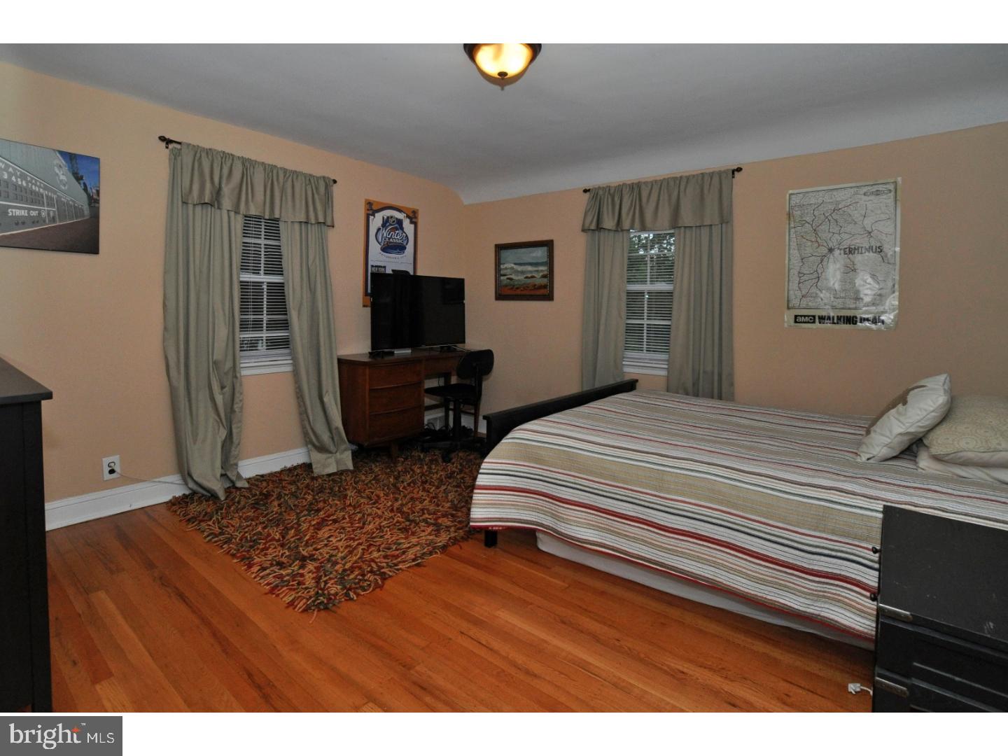 624 Lindley Road Glenside, PA 19038 - Photo 17 of 25 Bedroom 2