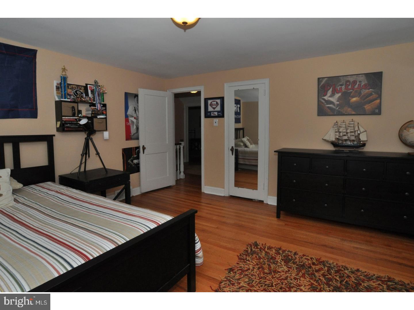 624 Lindley Road Glenside, PA 19038 - Photo 18 of 25 Bedroom 2