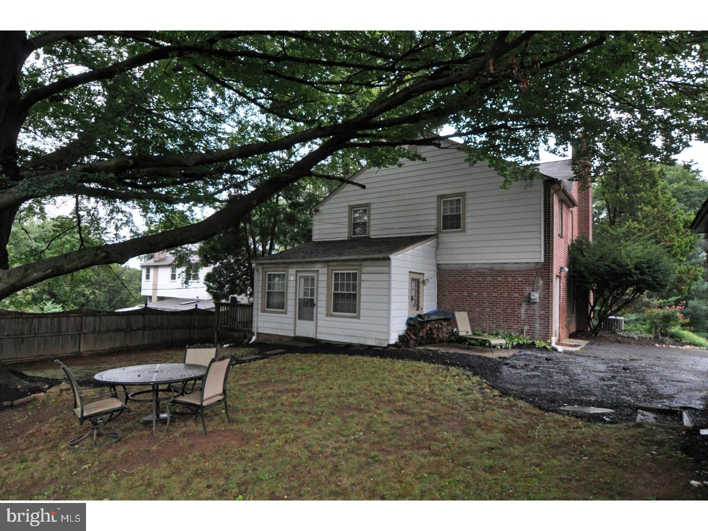 624 Lindley Road Glenside, PA 19038 - Photo 23 of 25 Exterior Back