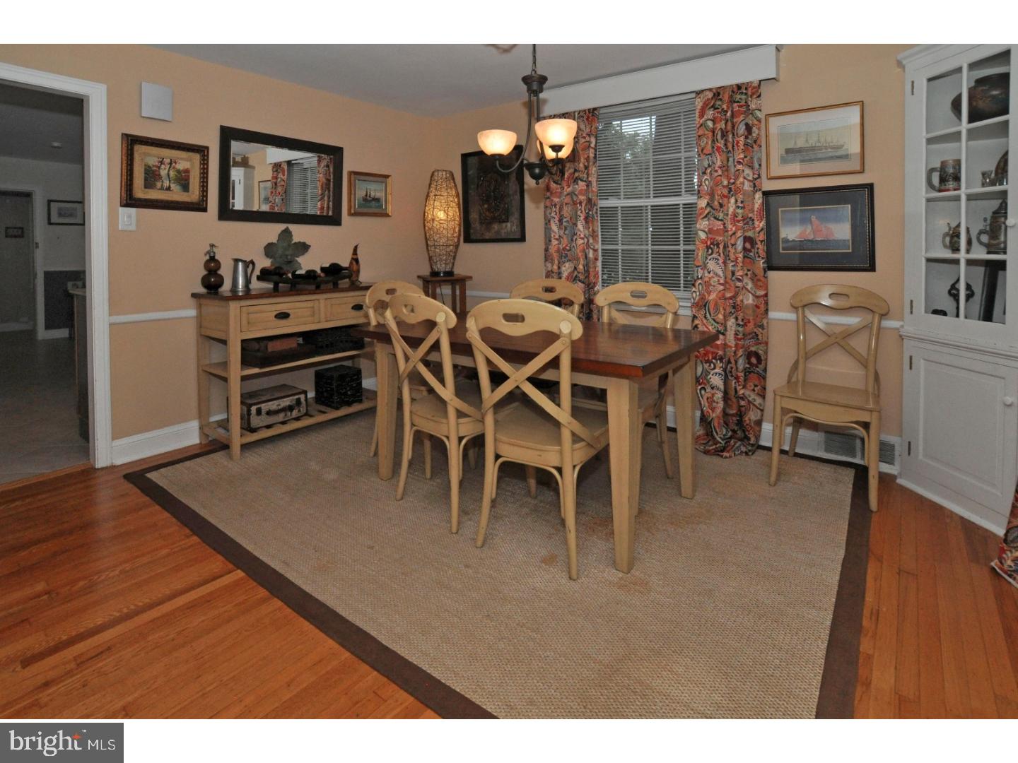 624 Lindley Road Glenside, PA 19038 - Photo 8 of 25 Dining Room