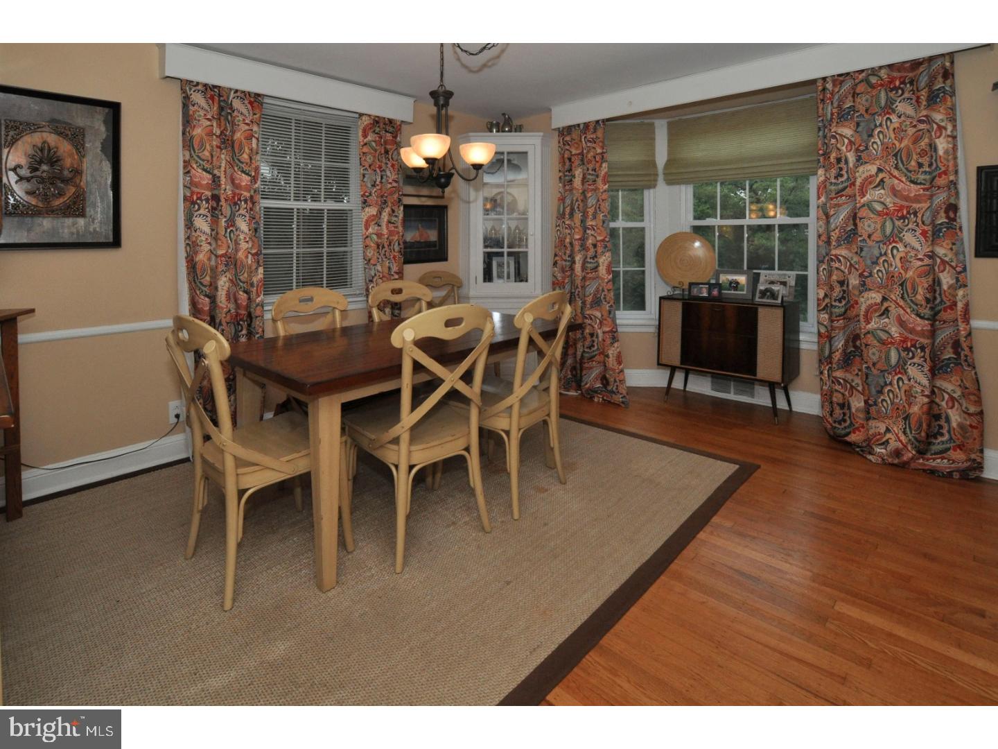 624 Lindley Road Glenside, PA 19038 - Photo 9 of 25 Dining Room