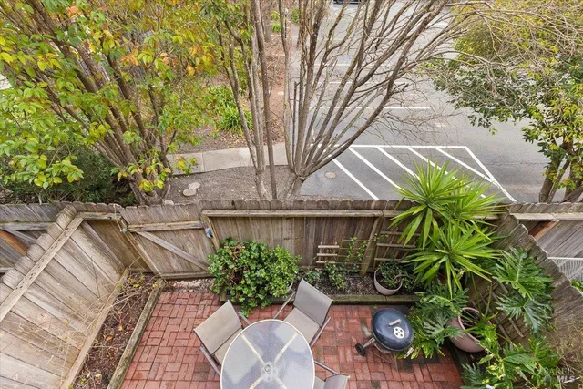 $389,000 | 1003 Golf Course Drive, Rohnert Park, CA 94928