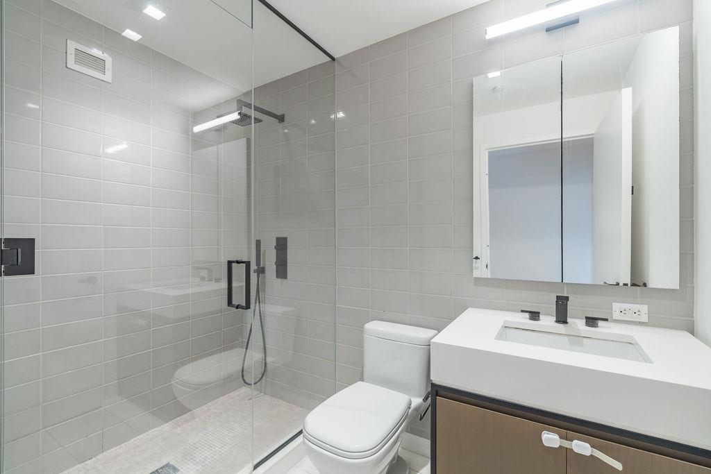 2 Shore Lane, Unit 412 Jersey City, NJ 07310 - Photo 21 of 42