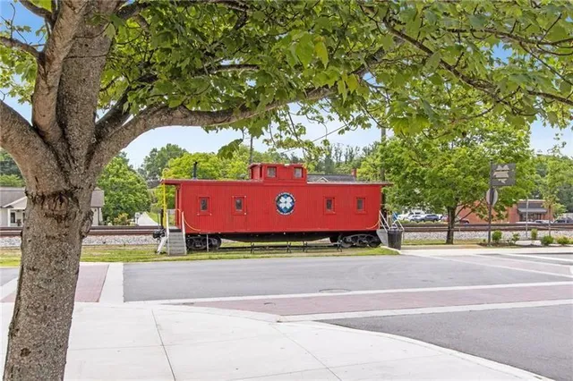 $455,000 | 6604 Windbrook Way, Flowery Branch, GA 30542