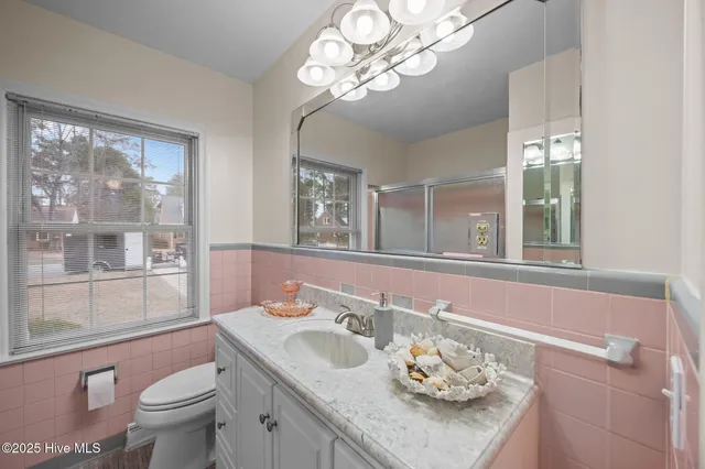 $334,900 | 211 West 12th Street, Washington, NC 27889