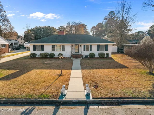 $334,900 | 211 West 12th Street, Washington, NC 27889