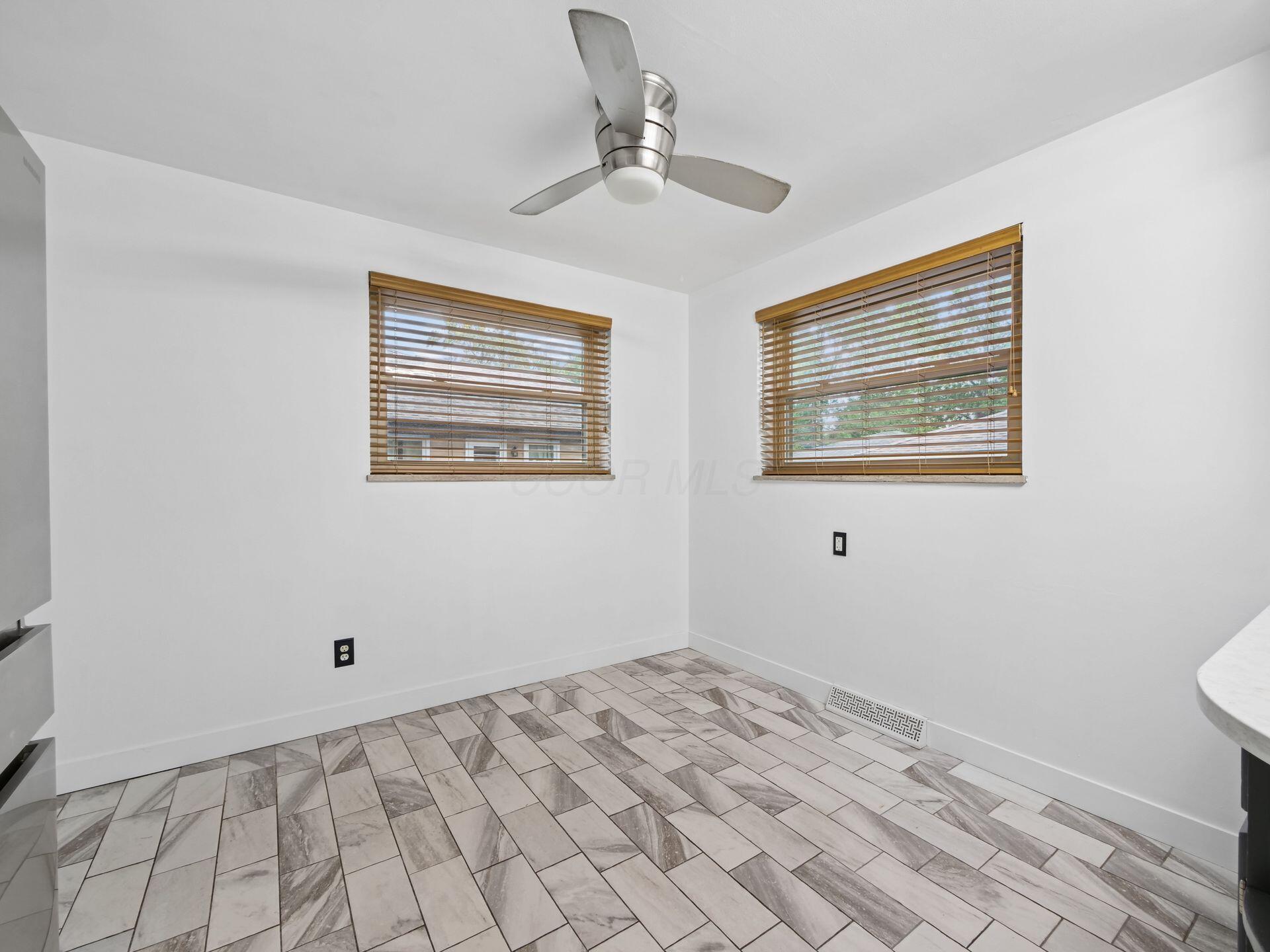 509 Wetmore Road Columbus, OH 43214 - Photo 18 of 58 012_acd84e2_N 509 Wetmore 043