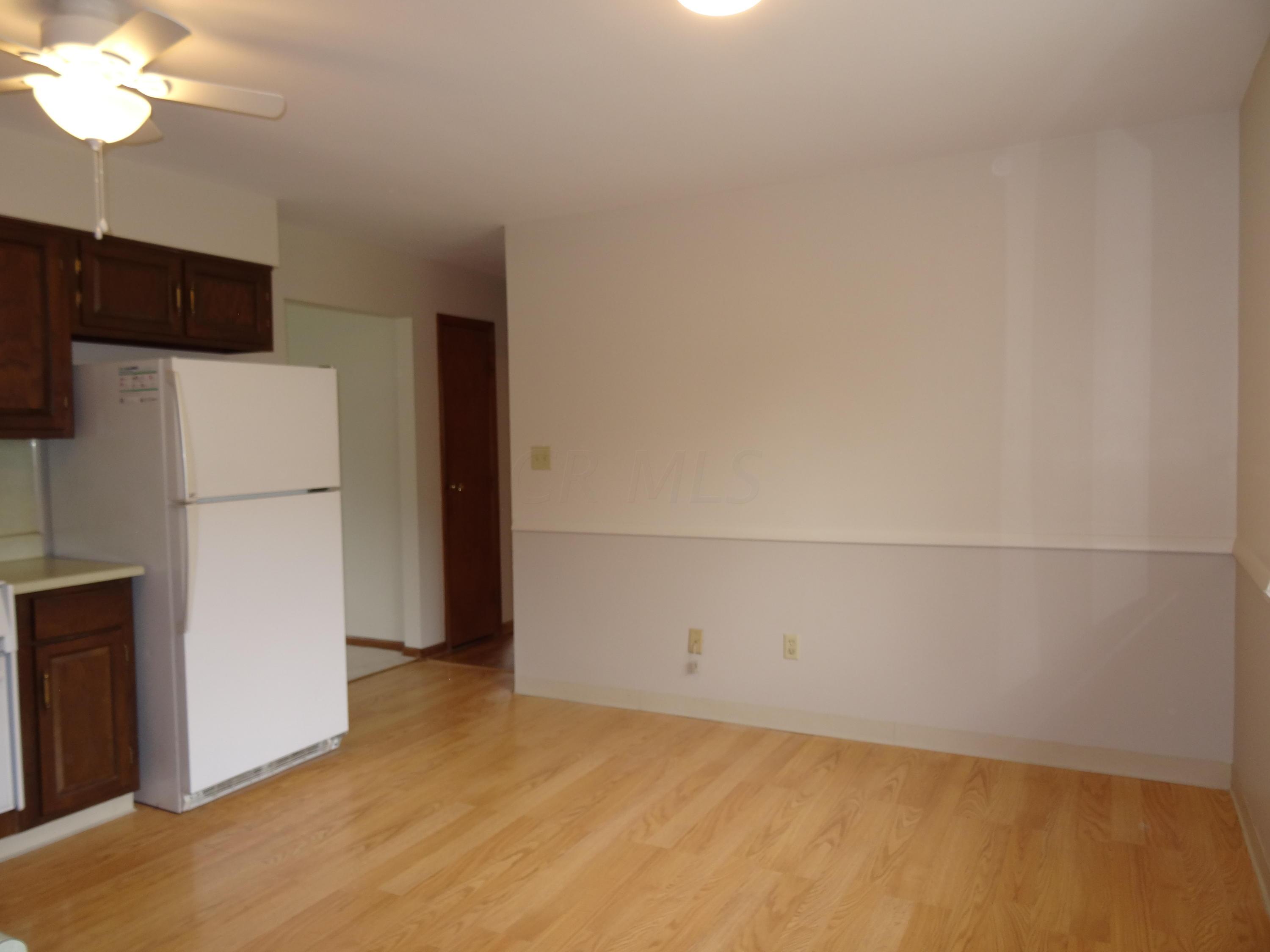 4979 Godown Road Columbus, OH 43220 - Photo 7 of 14