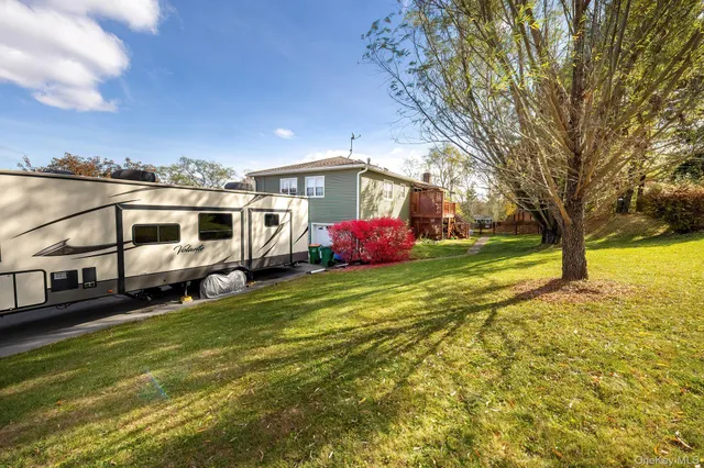 $649,999 | 1 Four Winds Drive, Poughkeepsie, NY 12603