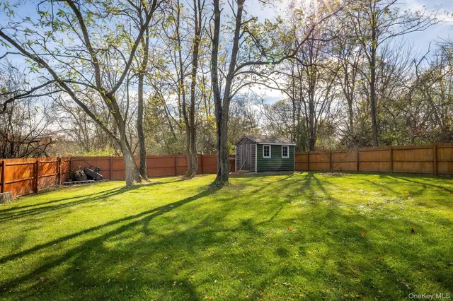 $649,999 | 1 Four Winds Drive, Poughkeepsie, NY 12603