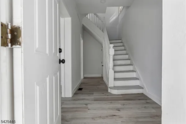 $3,800 | 77 South Munn Avenue, Newark, NJ 07106