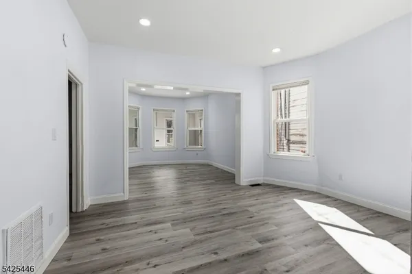 $3,800 | 77 South Munn Avenue, Newark, NJ 07106