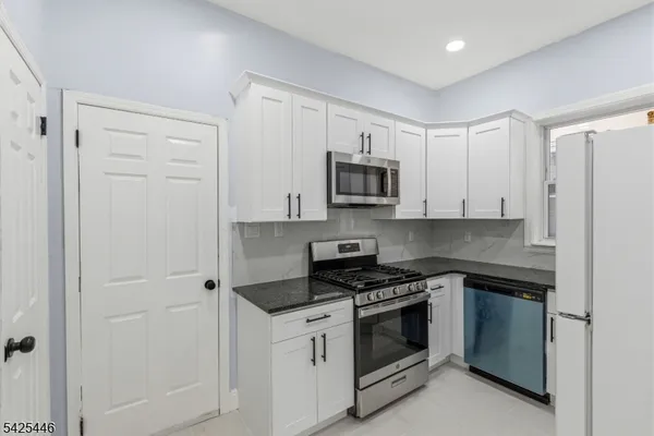 $3,800 | 77 South Munn Avenue, Newark, NJ 07106