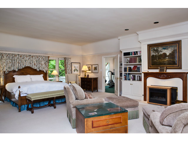 279 Park Lane Atherton, CA 94027 - Photo 17 of 25 a living room with furniture and a flat screen tv