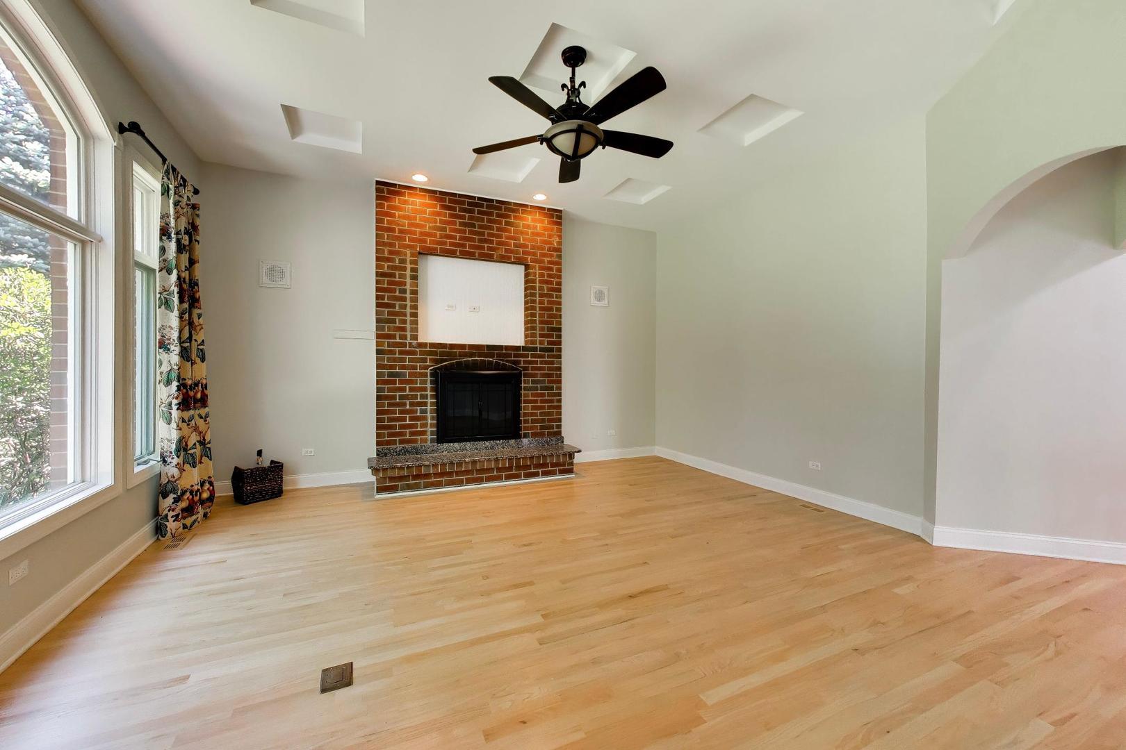 1111 Compass Court Naperville, IL 60540 - Photo 7 of 48