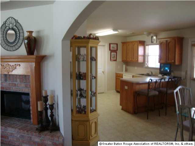 5401 Rue Nicole Baker, LA 70714 - Photo 3 of 7 Gallery Image 3