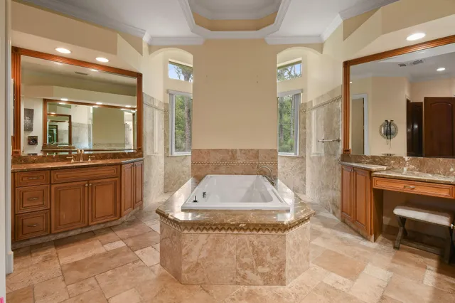 $3,300,000 | 18940 Southeast Castle Road, Jupiter, FL 33458