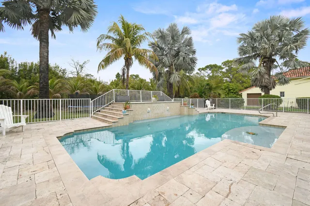 $3,300,000 | 18940 Southeast Castle Road, Jupiter, FL 33458