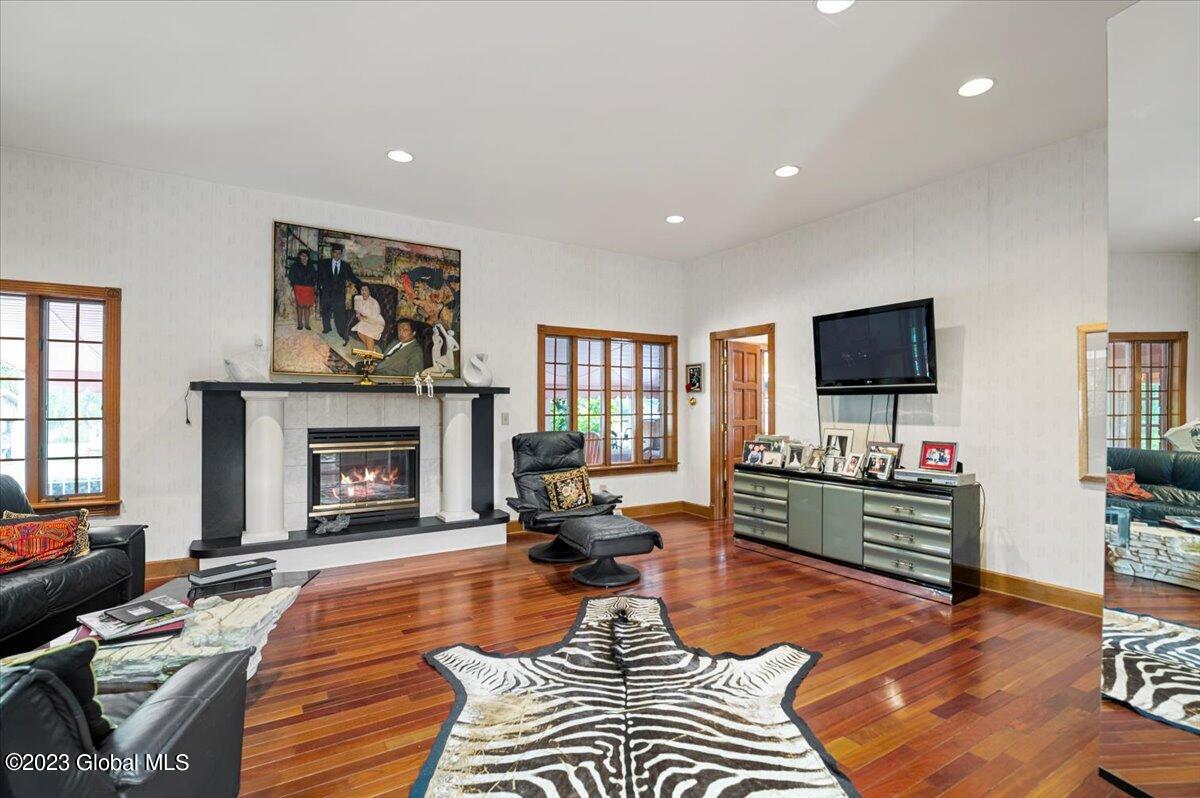 20 Nott Road Rexford, NY 12148 - Photo 10 of 48 18-FJD_7294