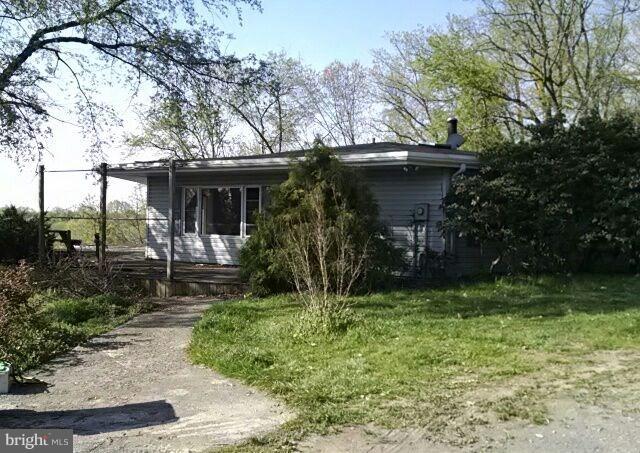 7825 Chestnut Grove Road Frederick, MD 21701 - Photo 1 of 11 Exterior (Front)