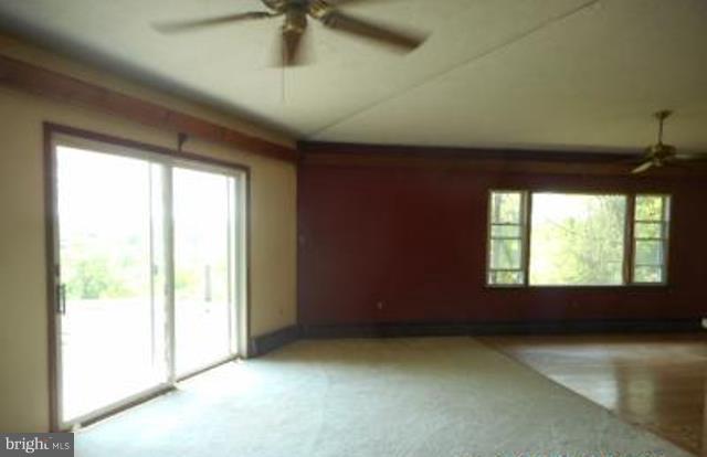7825 Chestnut Grove Road Frederick, MD 21701 - Photo 6 of 11 Interior (General)