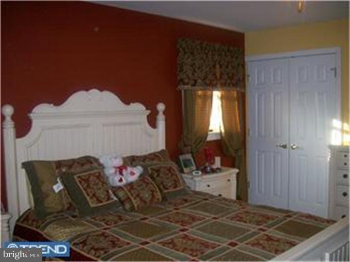 141 Hempstead Road Hamilton, NJ 08610 - Photo 7 of 10 Master Bedroom