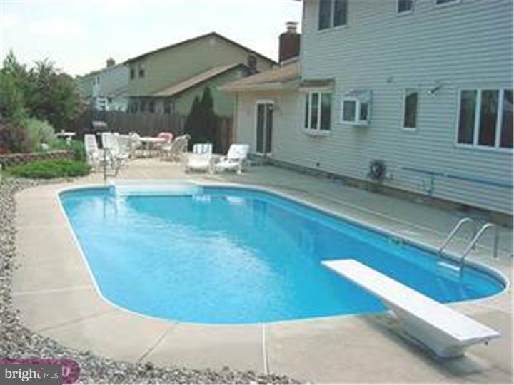 141 Hempstead Road Hamilton, NJ 08610 - Photo 10 of 10 Pool