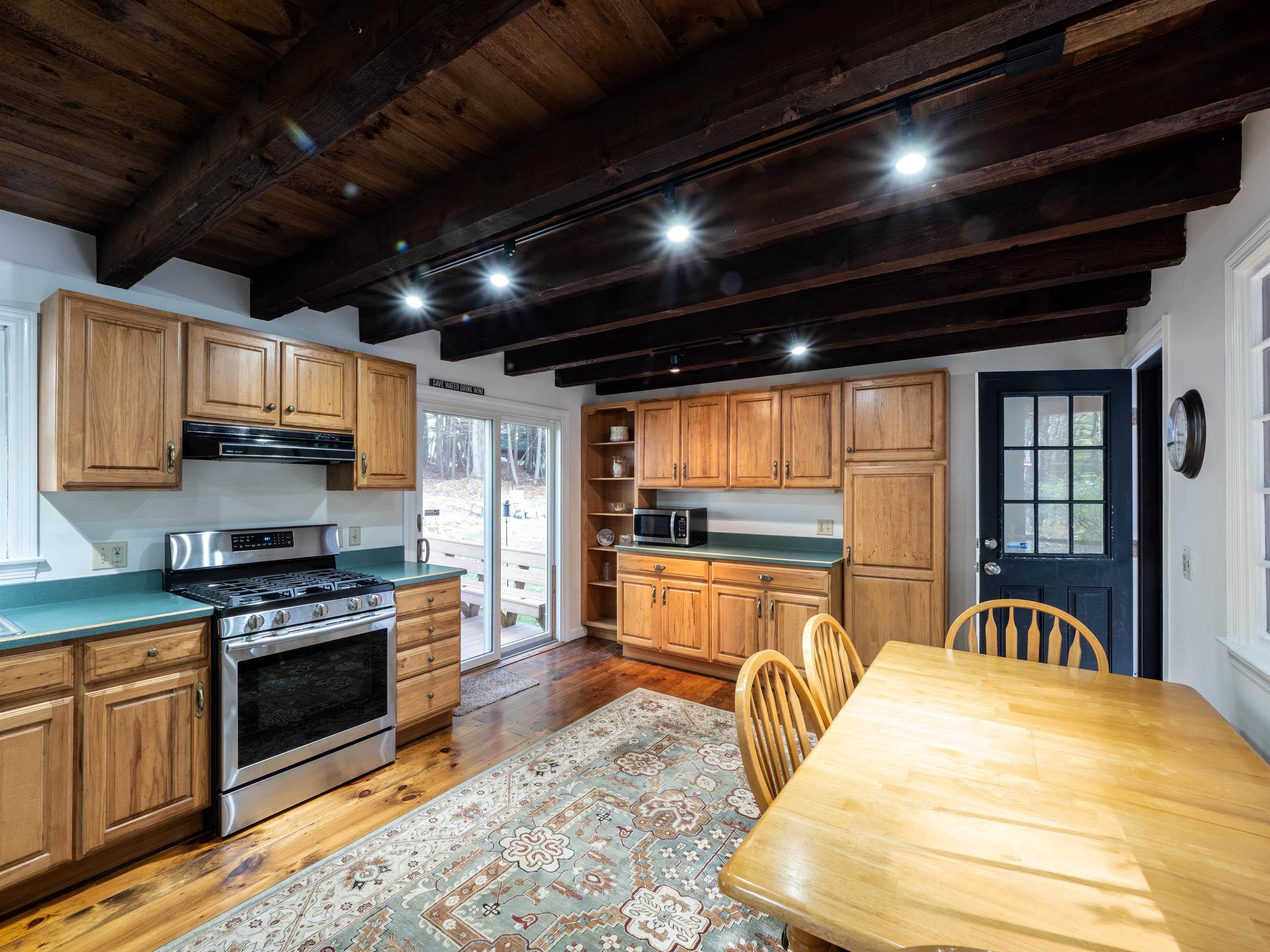 70 Lyman Batcheller Road Hartford, VT 05059 - Photo 5 of 35 Gallery Image 5