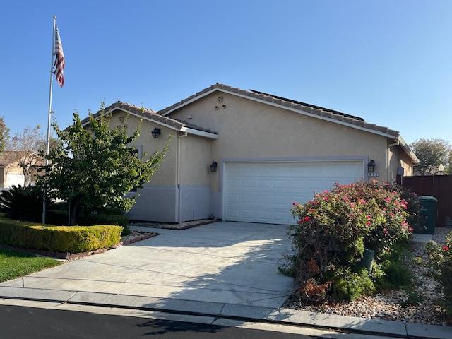 812 Vía Rosa Los Banos, CA 93635 - Photo 2 of 16 Gallery Image 2