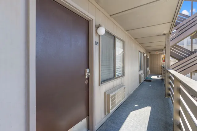 $184,900 | 120 North Dogwood Drive, Unit 112, Murrells Inlet, SC 29576