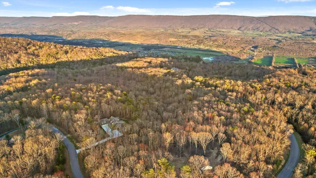 $700,000 | 116 Twilight Trail, Dunlap, TN 37327