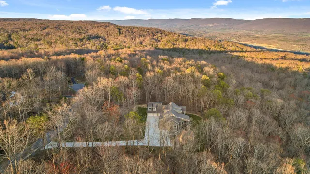 $700,000 | 116 Twilight Trail, Dunlap, TN 37327