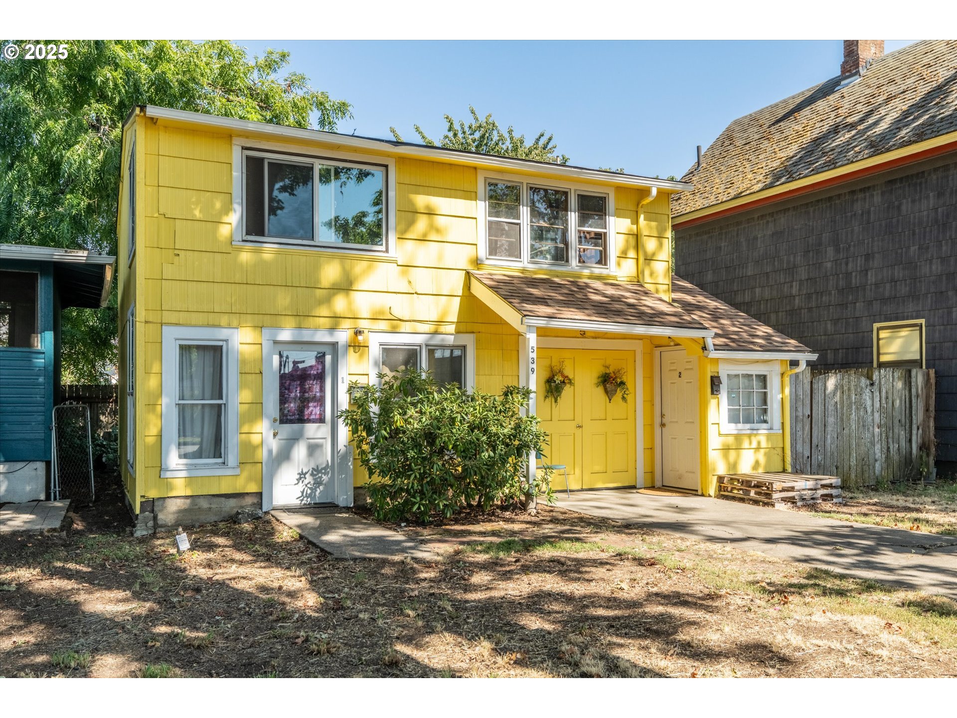 539 Madison Street Eugene, OR 97402 - Photo 5 of 38