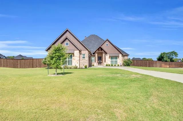 $815,000 | 1111 Hayfield Drive, Midlothian, TX 76065
