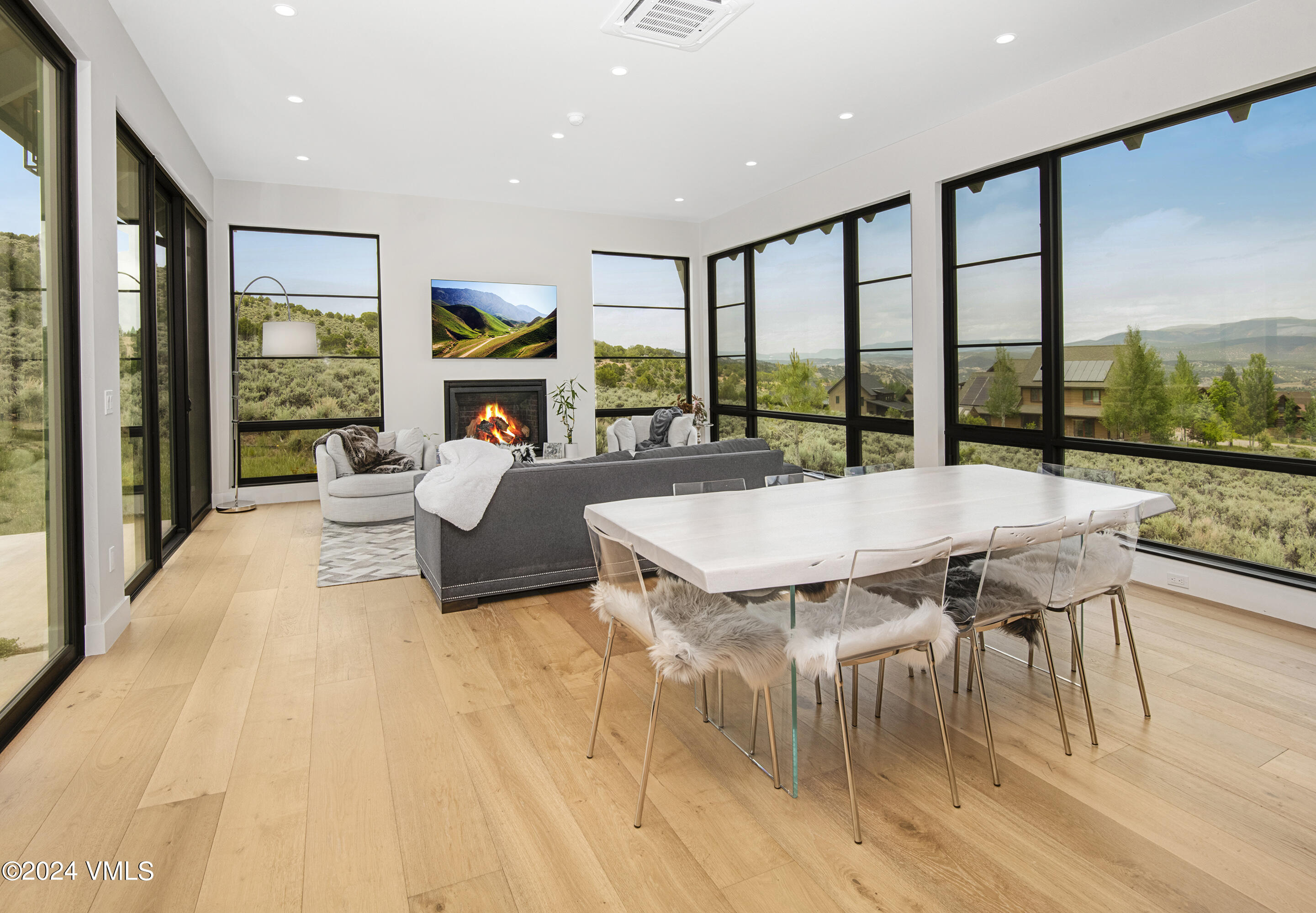 1088 Fourth Of July Road Eagle, CO 81631 - Photo 14 of 78 Great Room