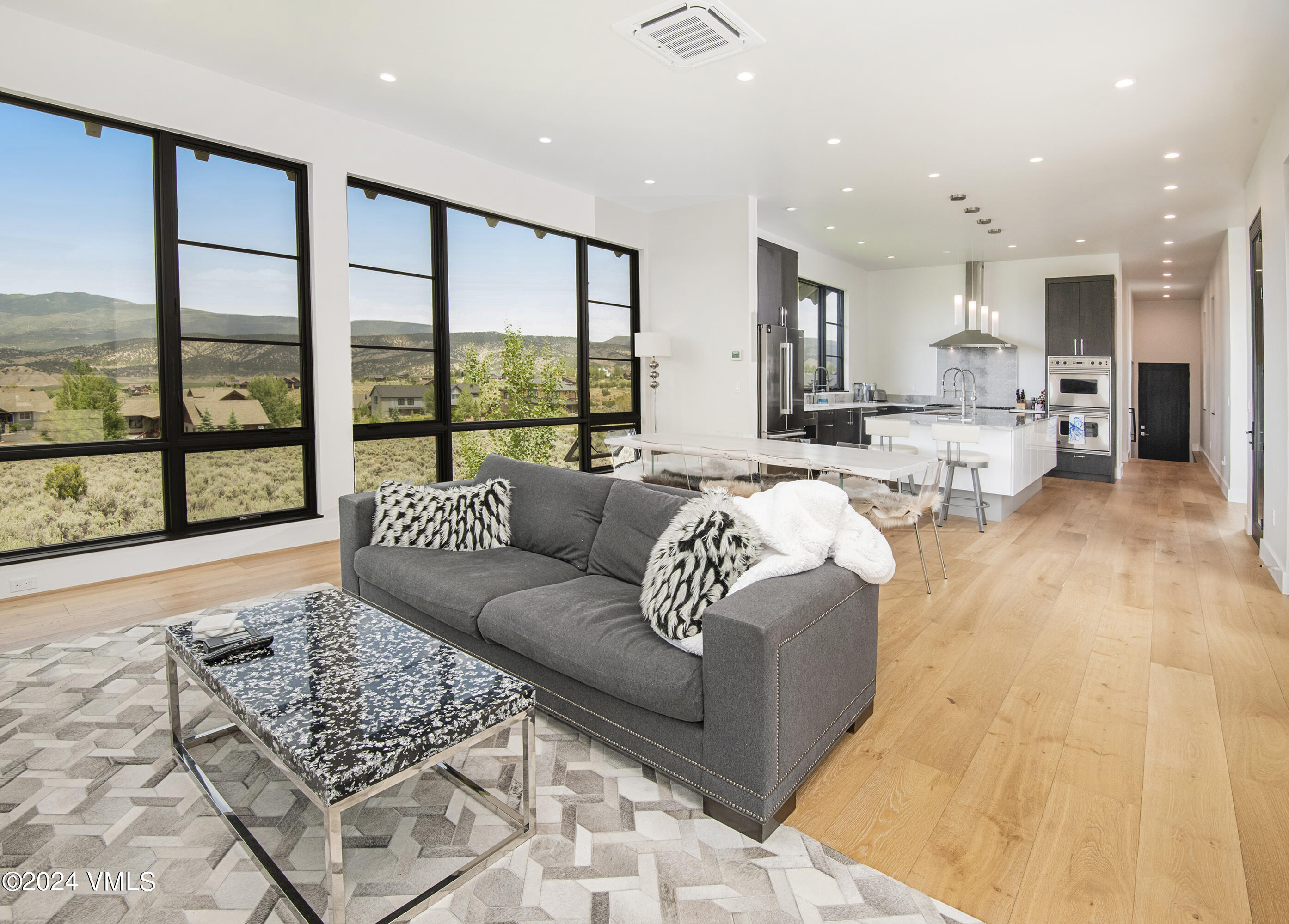 1088 Fourth Of July Road Eagle, CO 81631 - Photo 16 of 78 Great Room & Kitchen